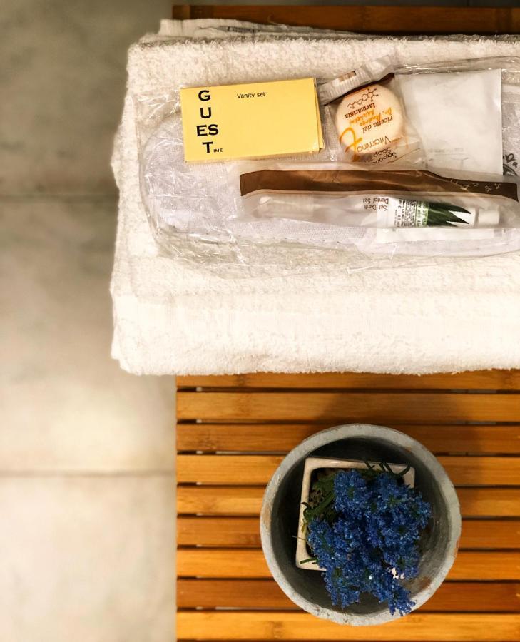 Bed and Breakfast Artis Domus Neapol Zewnętrze zdjęcie