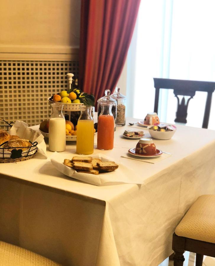 Bed and Breakfast Artis Domus Neapol Zewnętrze zdjęcie