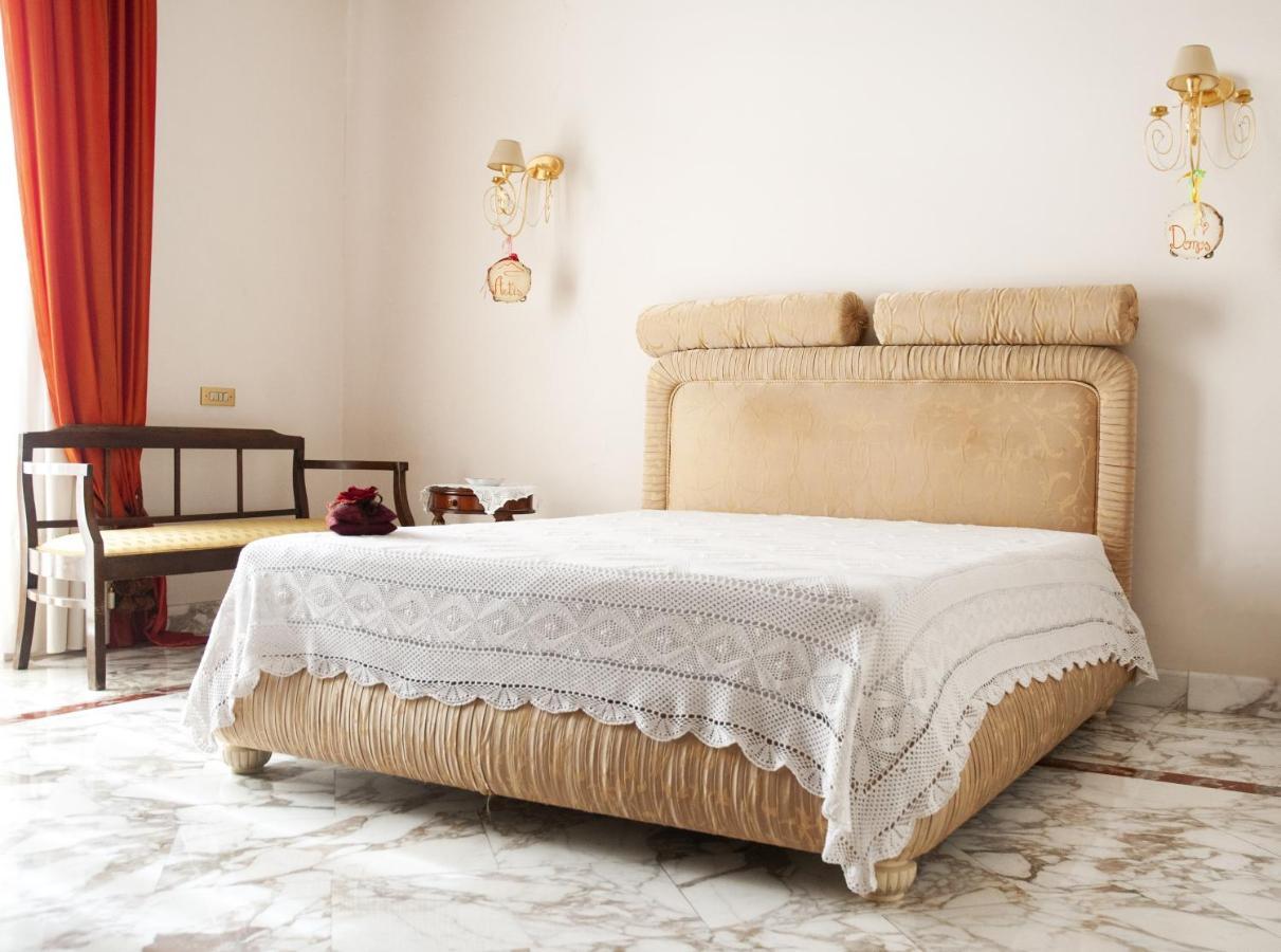 Bed and Breakfast Artis Domus Neapol Zewnętrze zdjęcie