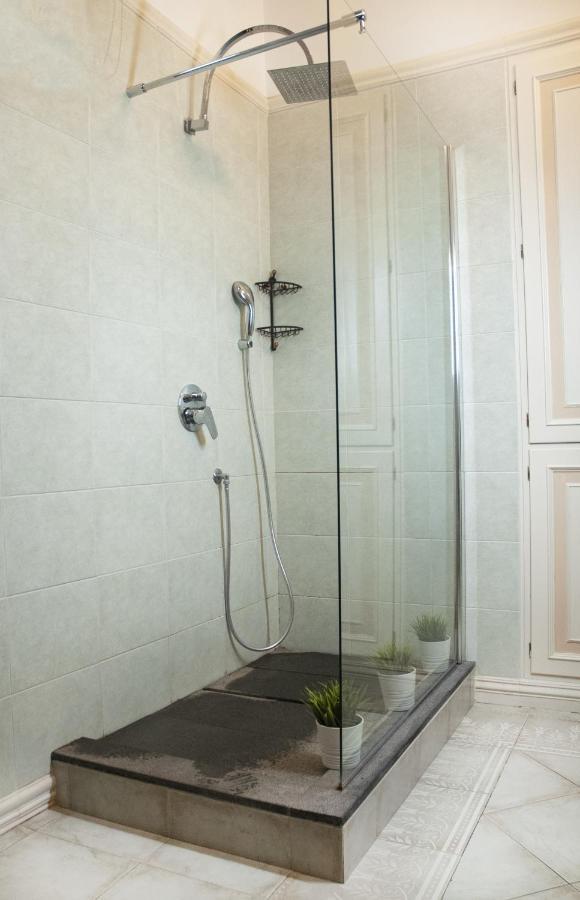 Bed and Breakfast Artis Domus Neapol Zewnętrze zdjęcie